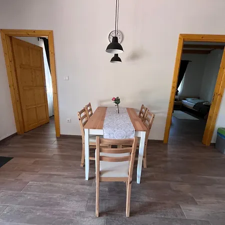 Kenessey Vendeghaz 발라톤케네세